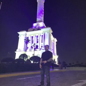 Meet your Posher, Jc